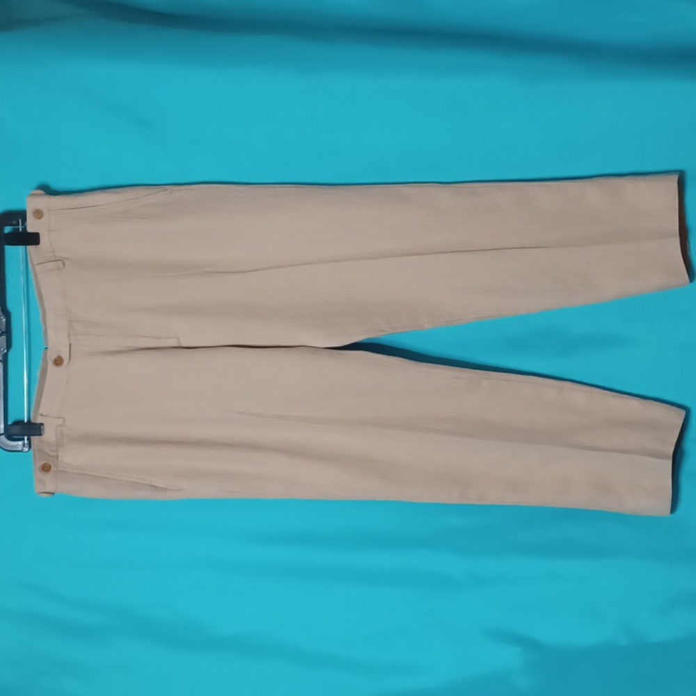 Banana Republic Heritage Men's Beige Linen Blend Pants. Size 35/30